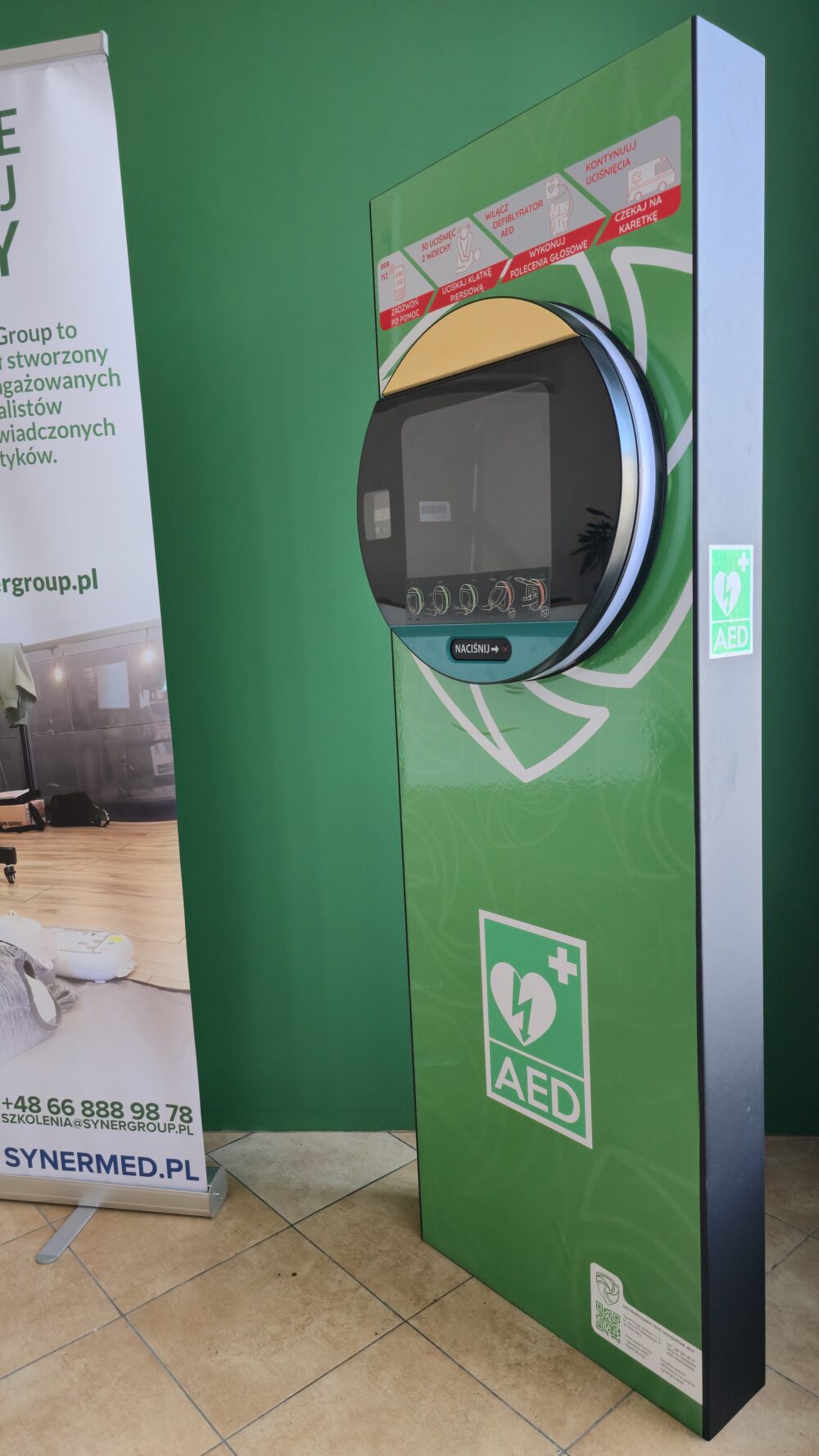 STAND AED pod DS3 - obrazek 2